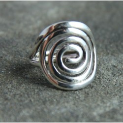 Newgrange Spiral Ring